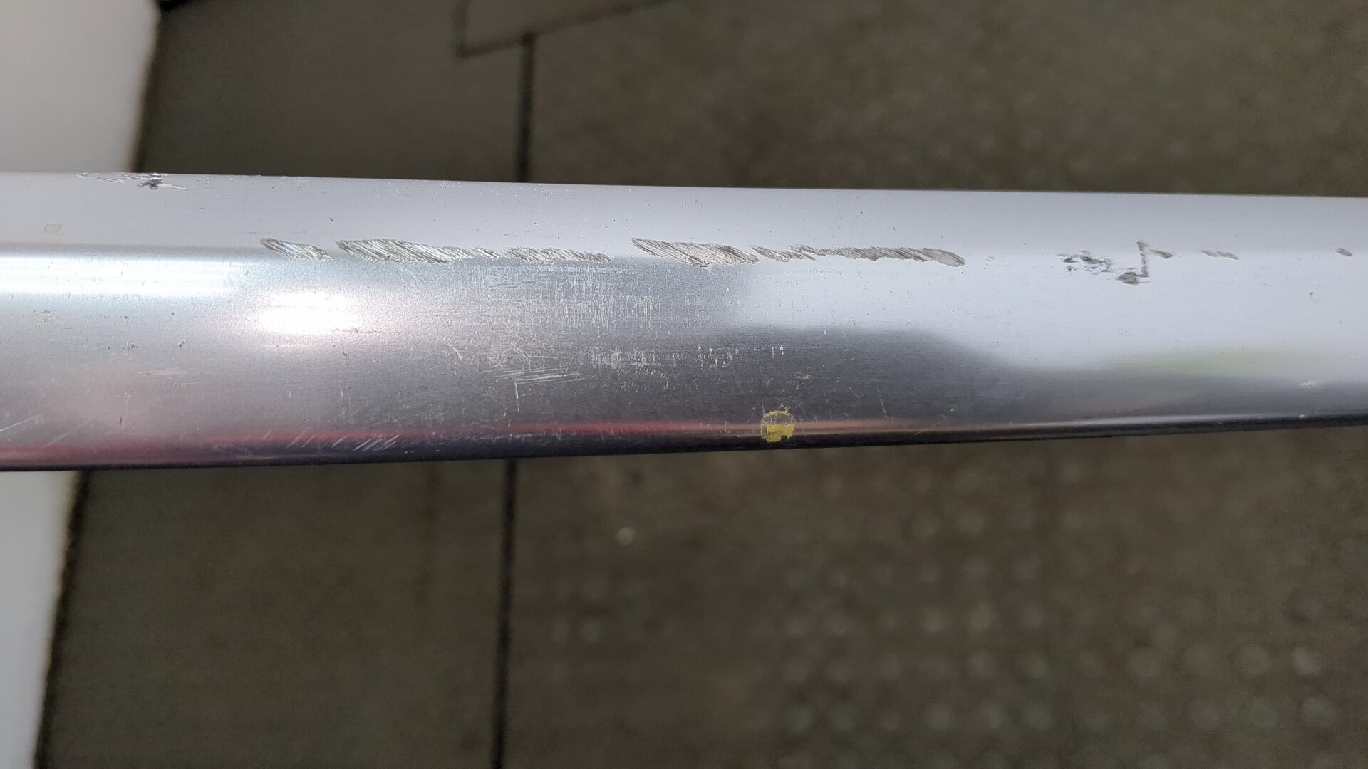 Рейлинг (релинг) правый (планка на крышу)