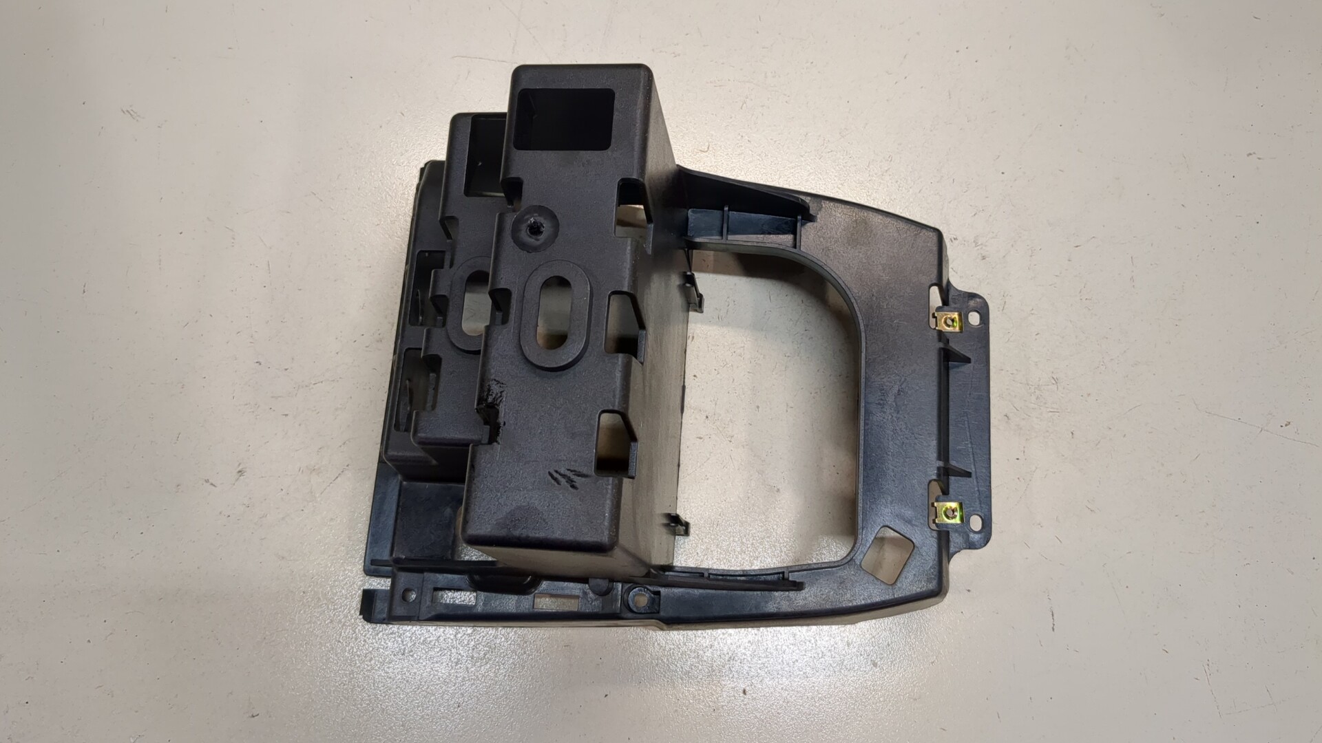 Кронштейн (сопут. товар)