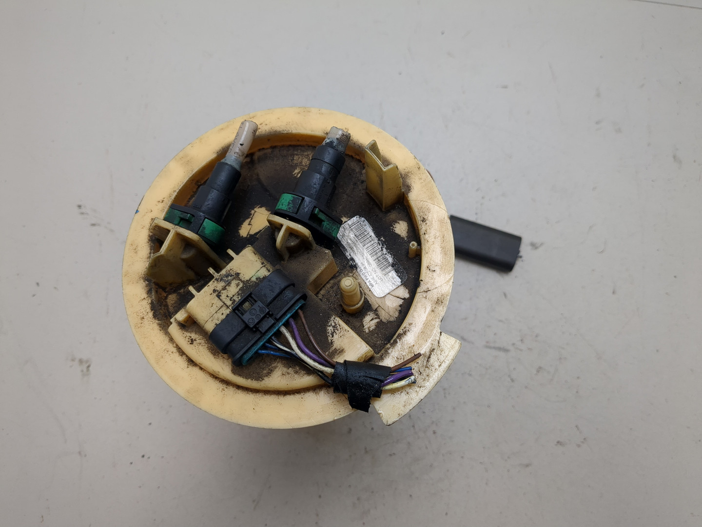 Насос топливный электрический