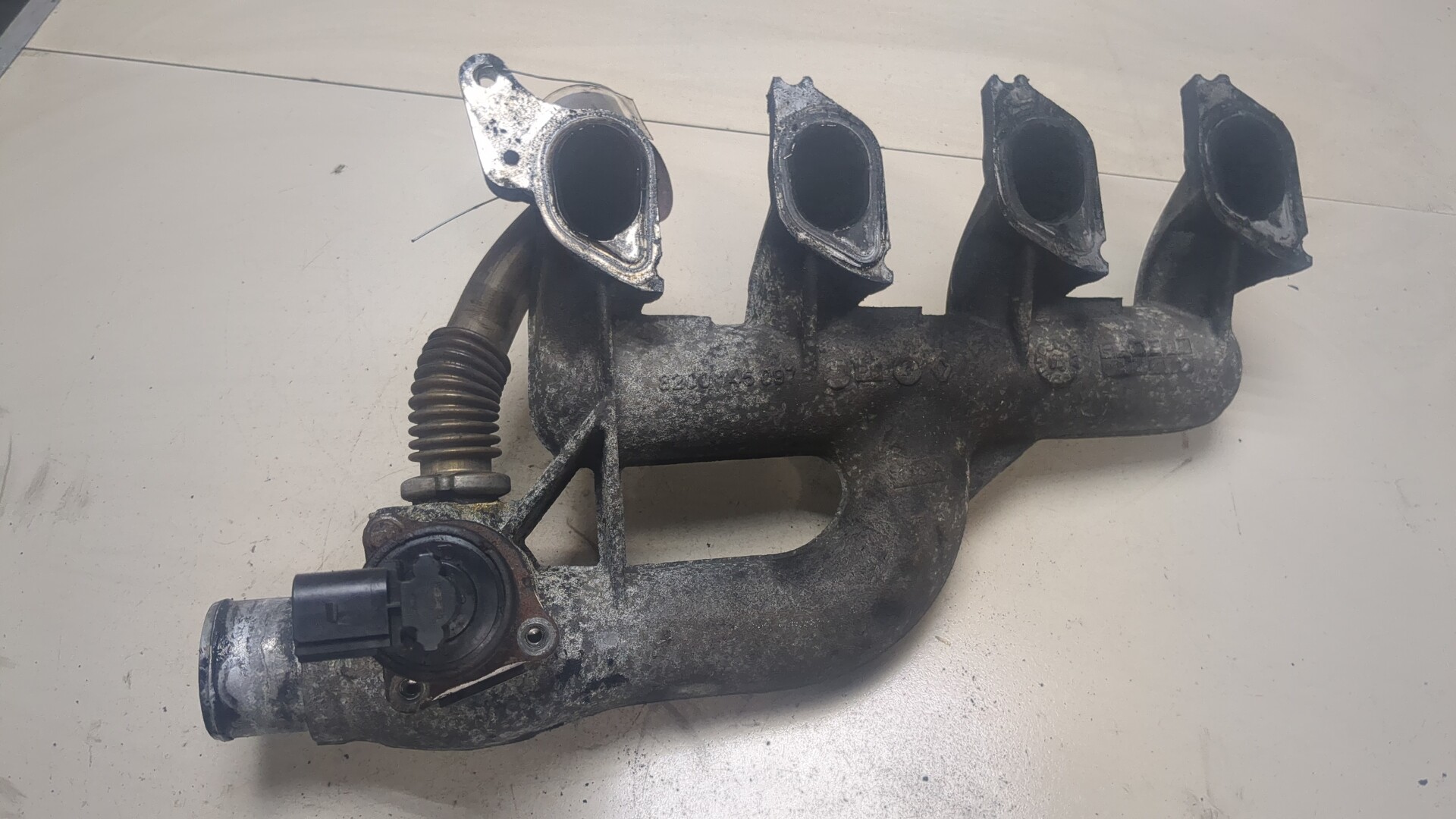 Коллектор впускной