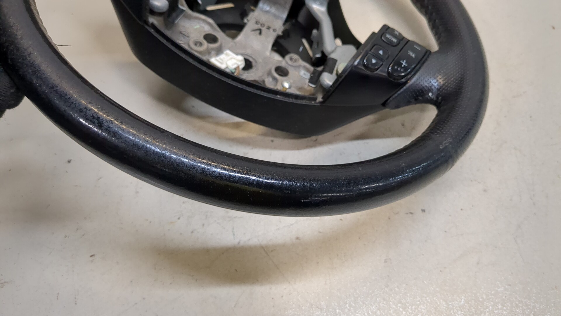 Рулевое колесо (руль)