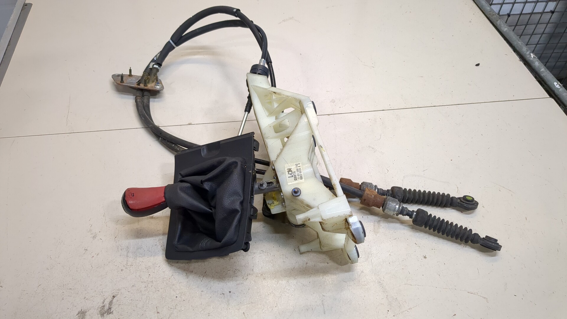 Кулиса МКПП / АКПП