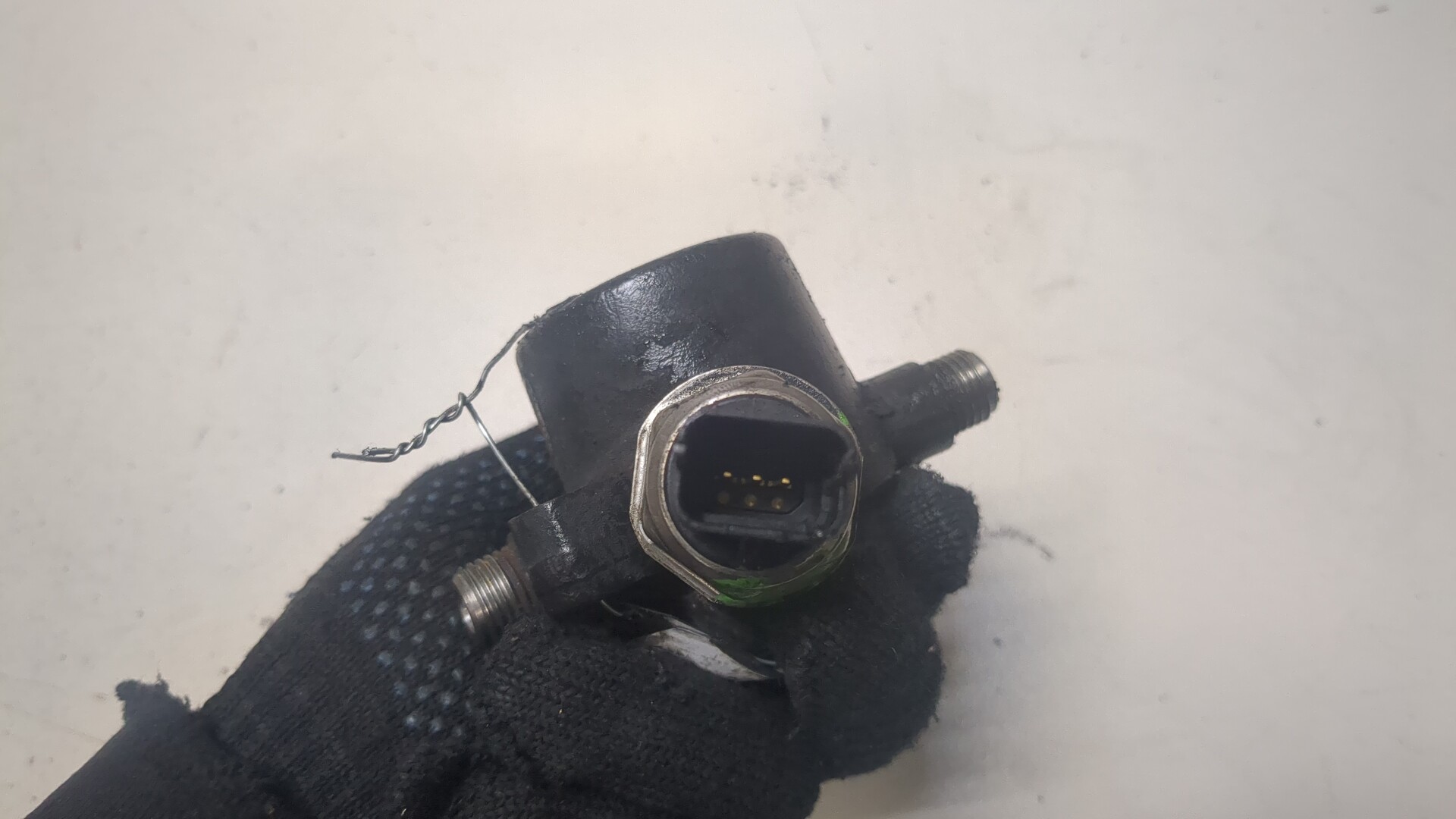 Рейка топливная (рампа)