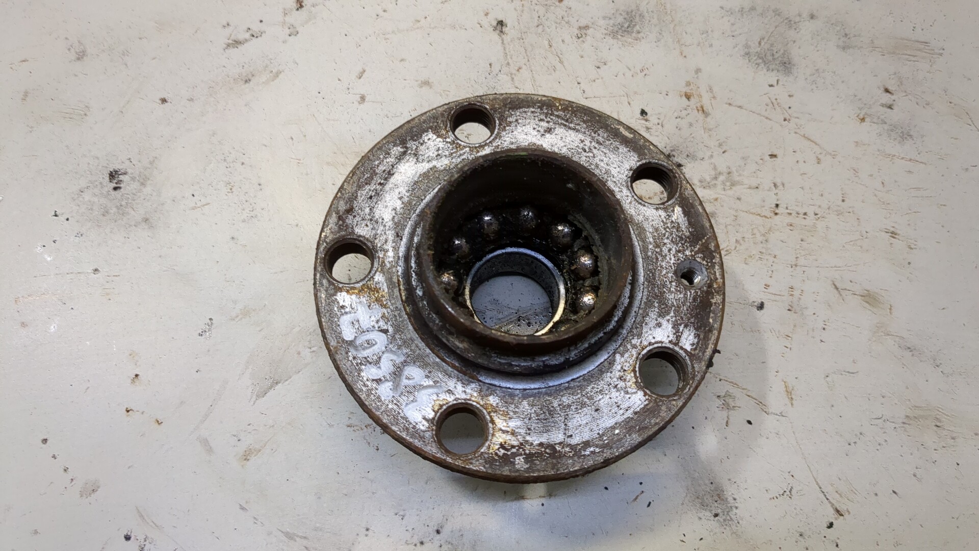 Ступица задняя