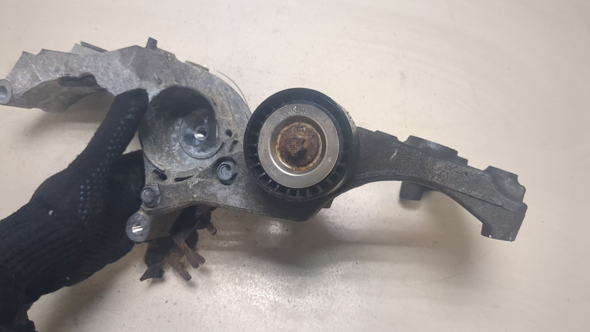 Кронштейн генератора