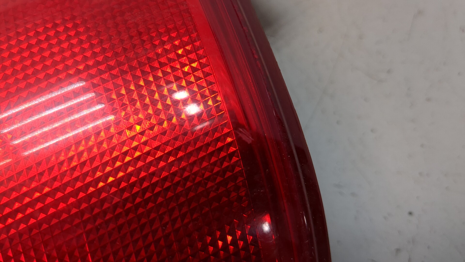 Фонарь задний левый