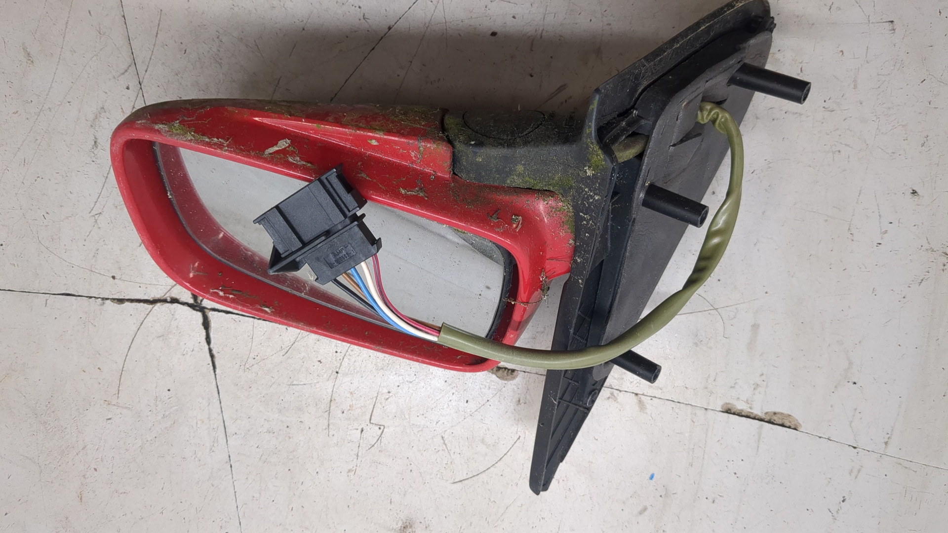 Зеркало правое электрическое