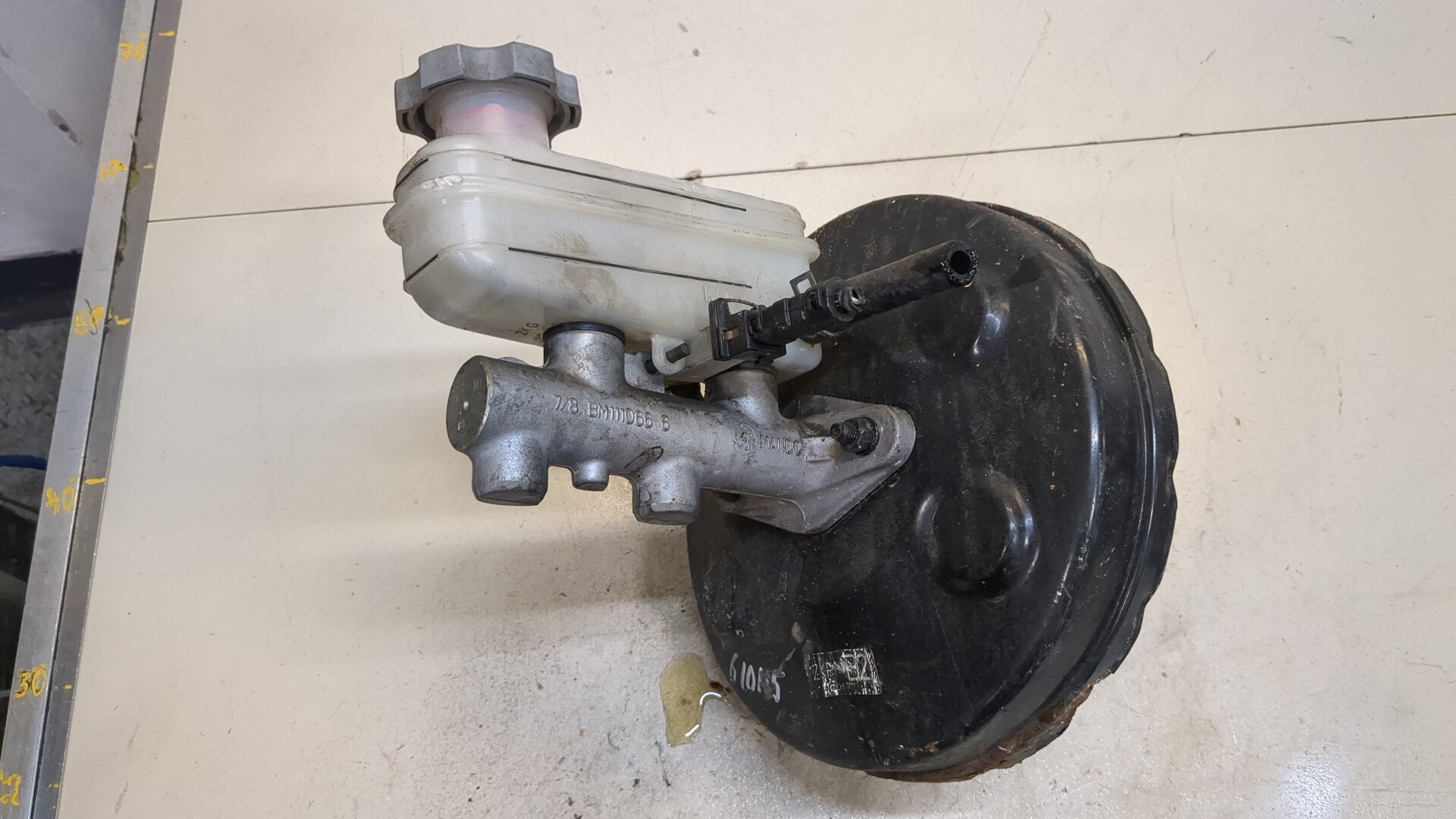 Цилиндр тормозной главный