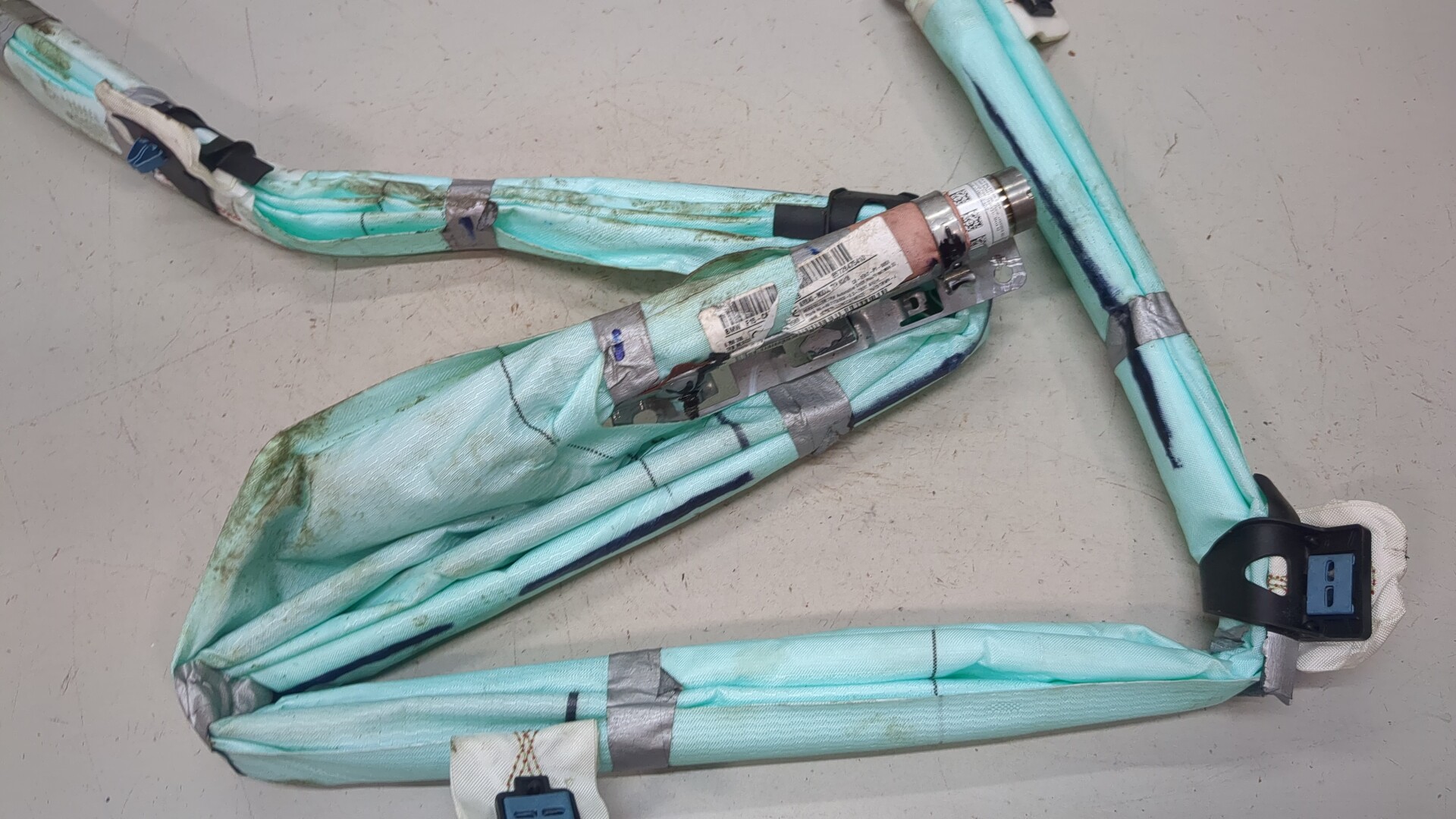 Подушка безопасности боковая (шторка)