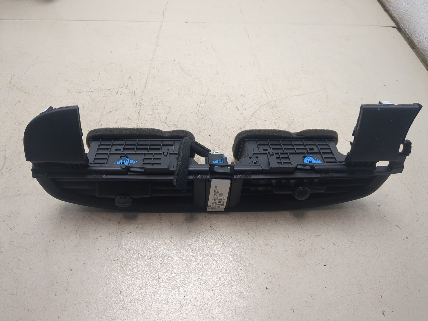 Дефлектор воздушный