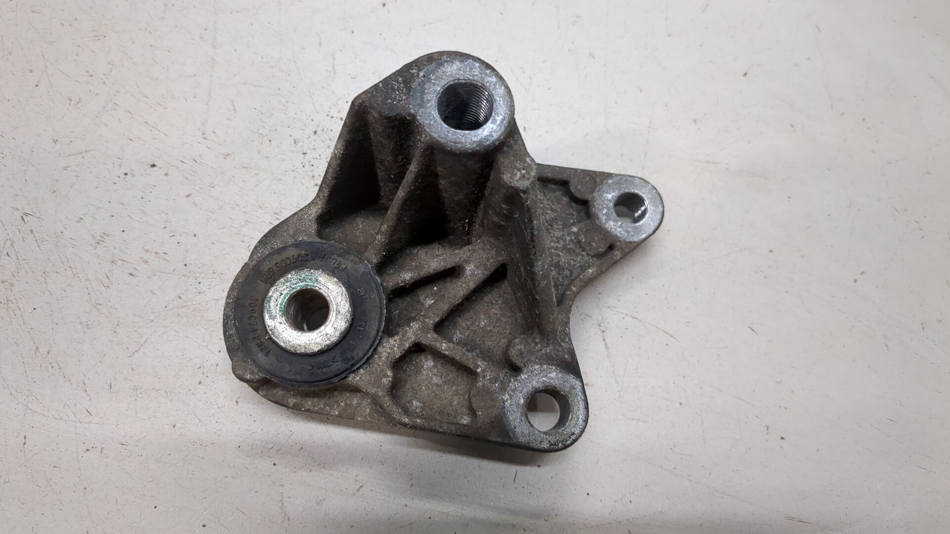 Кронштейн КПП