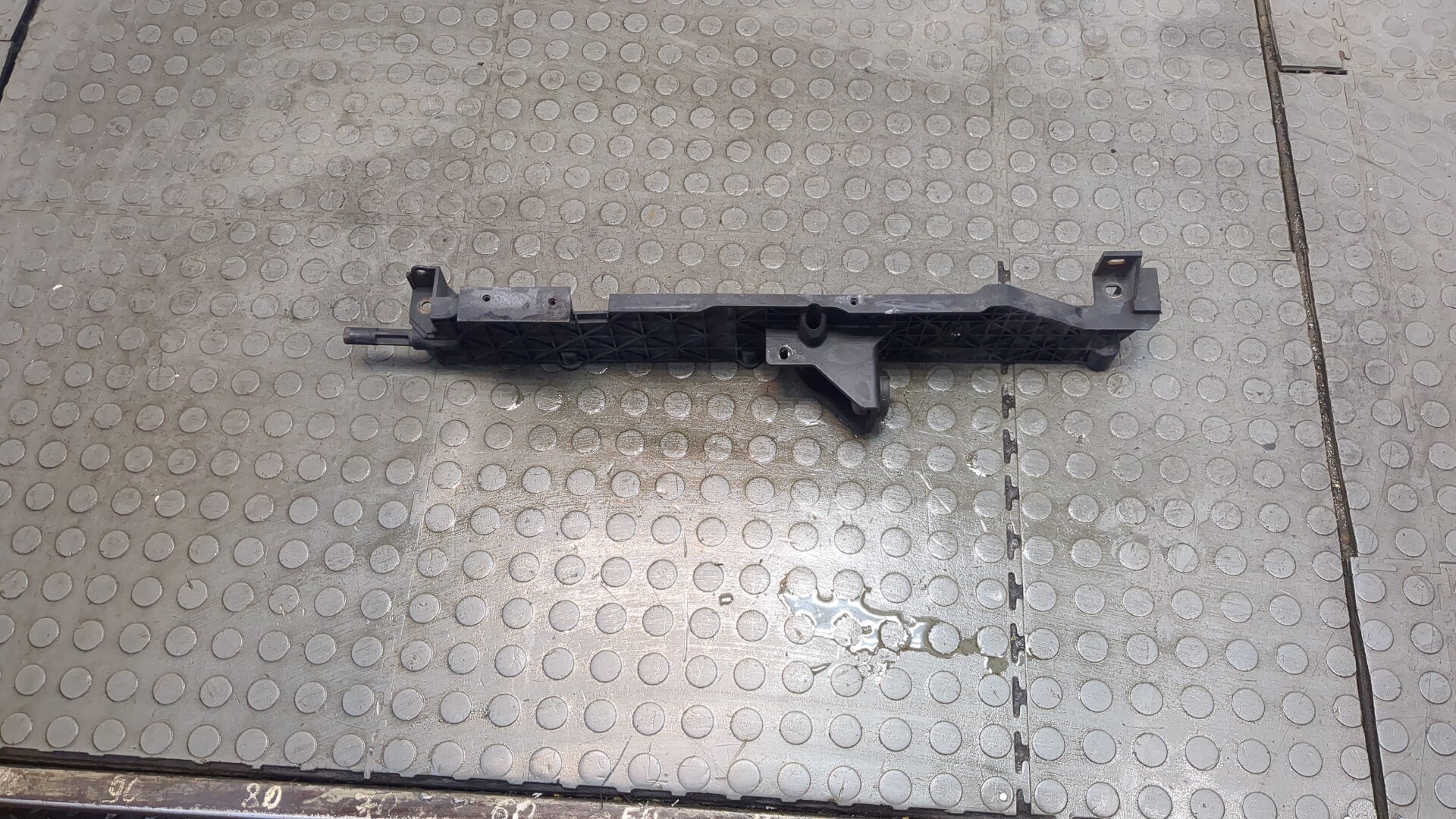 Кронштейн радиатора