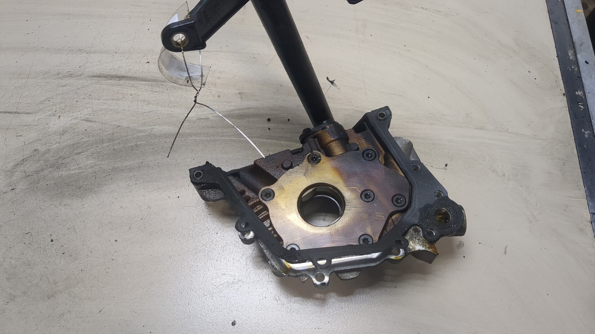 Насос масляный