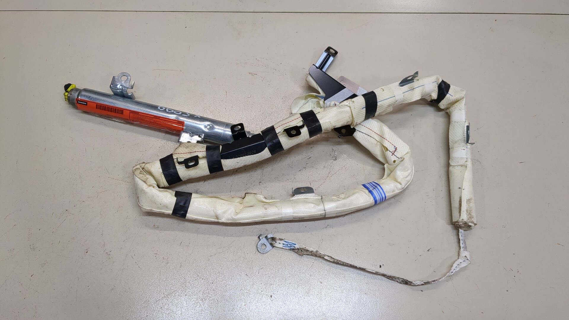 Подушка безопасности боковая (шторка)