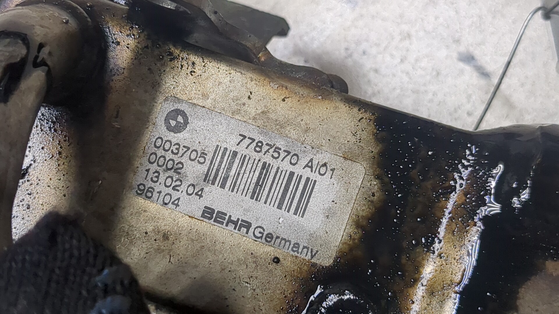 Тройник вентиляции картерных газов