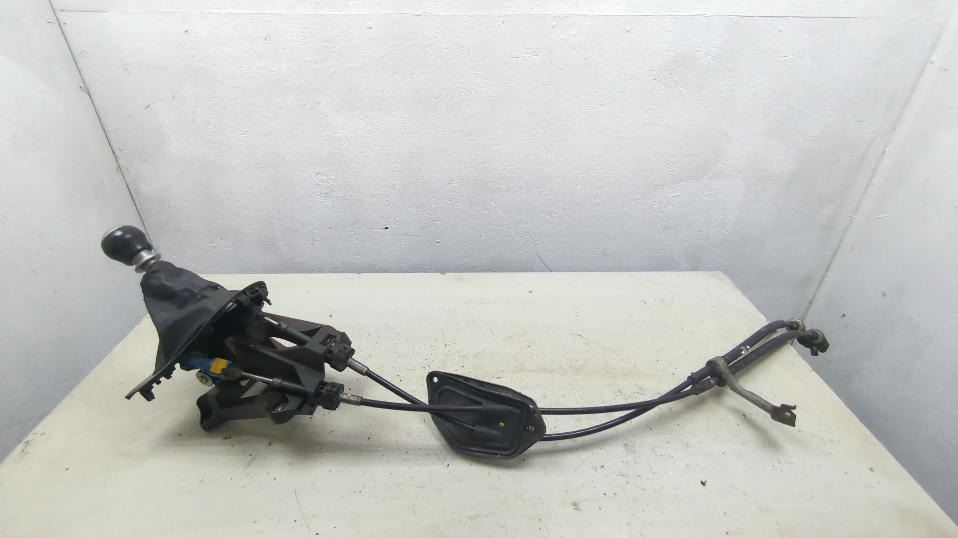 Кулиса МКПП / АКПП