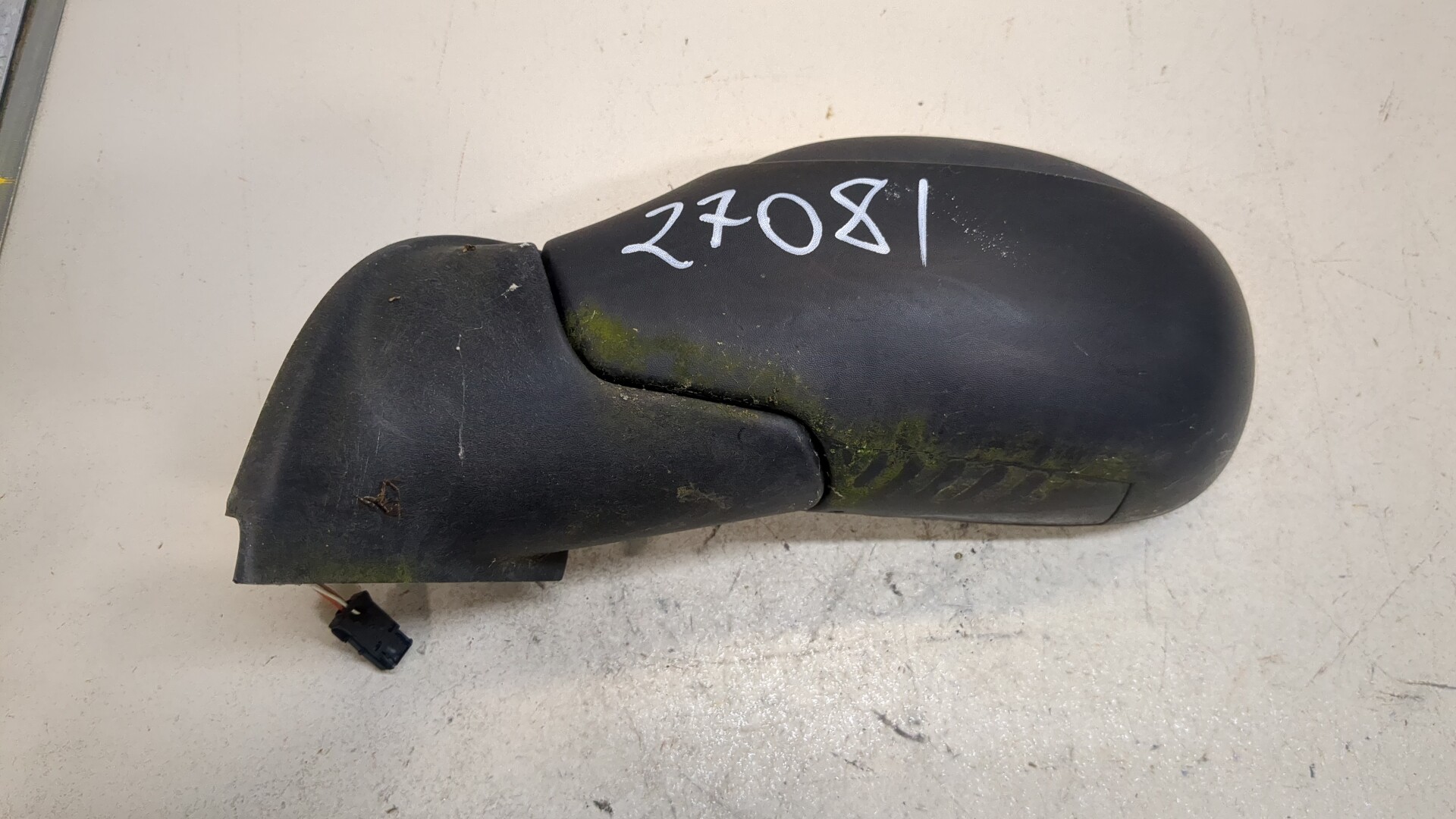 Зеркало левое электрическое