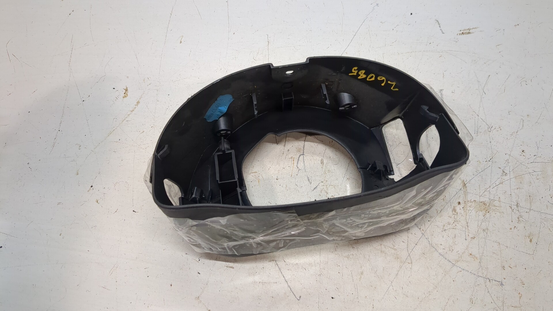 Кожух рулевой колонки