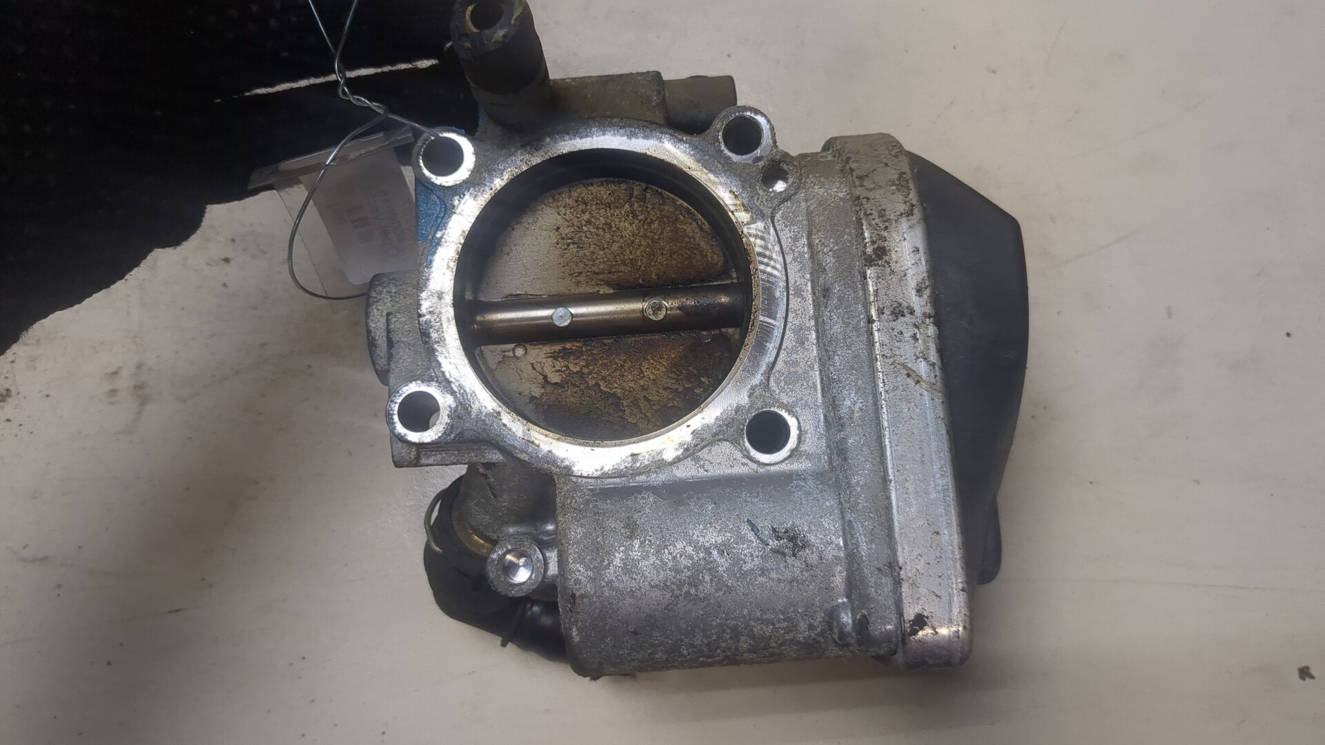 Заслонка дроссельная электрическая