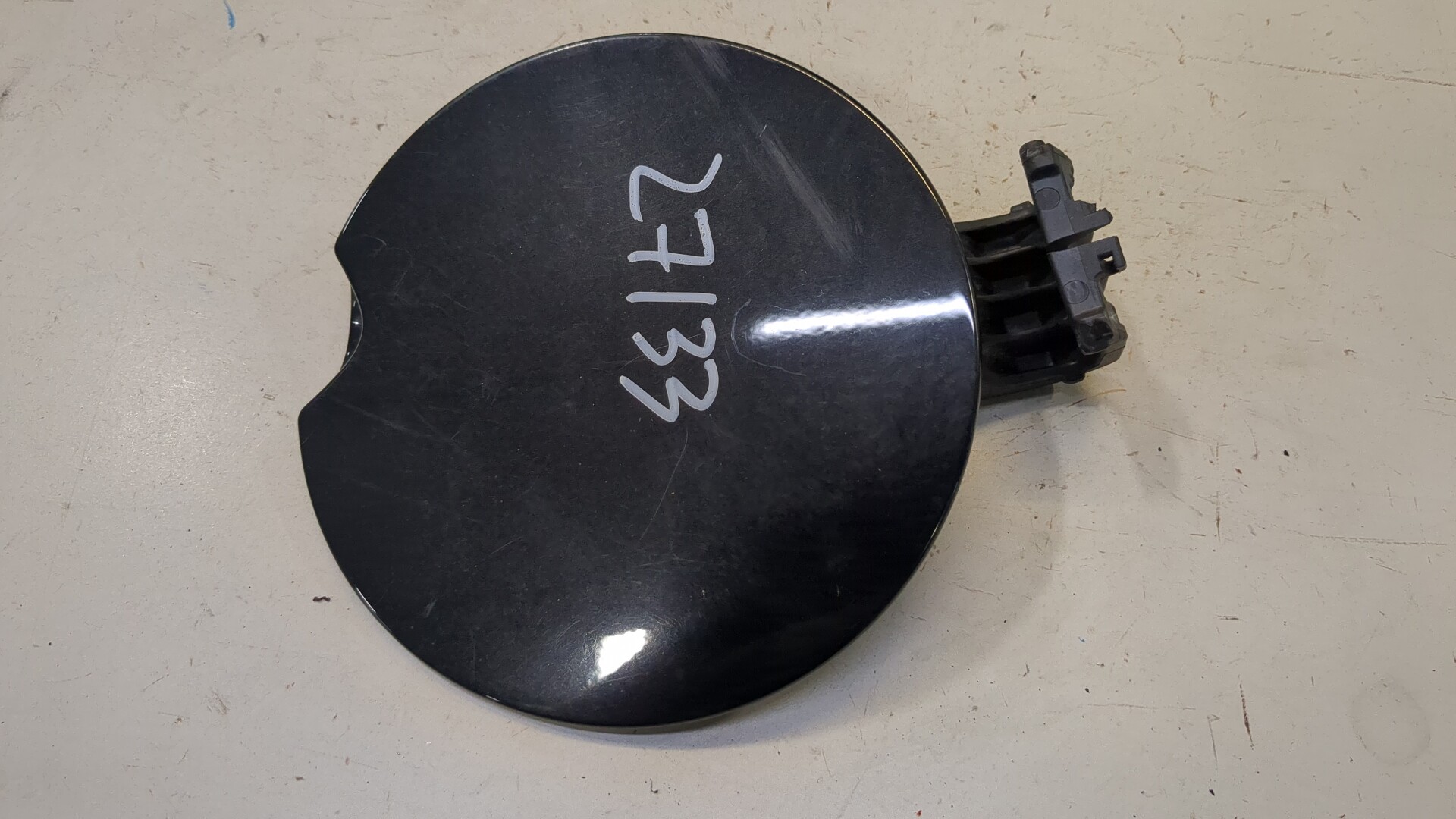 Лючок бензобака