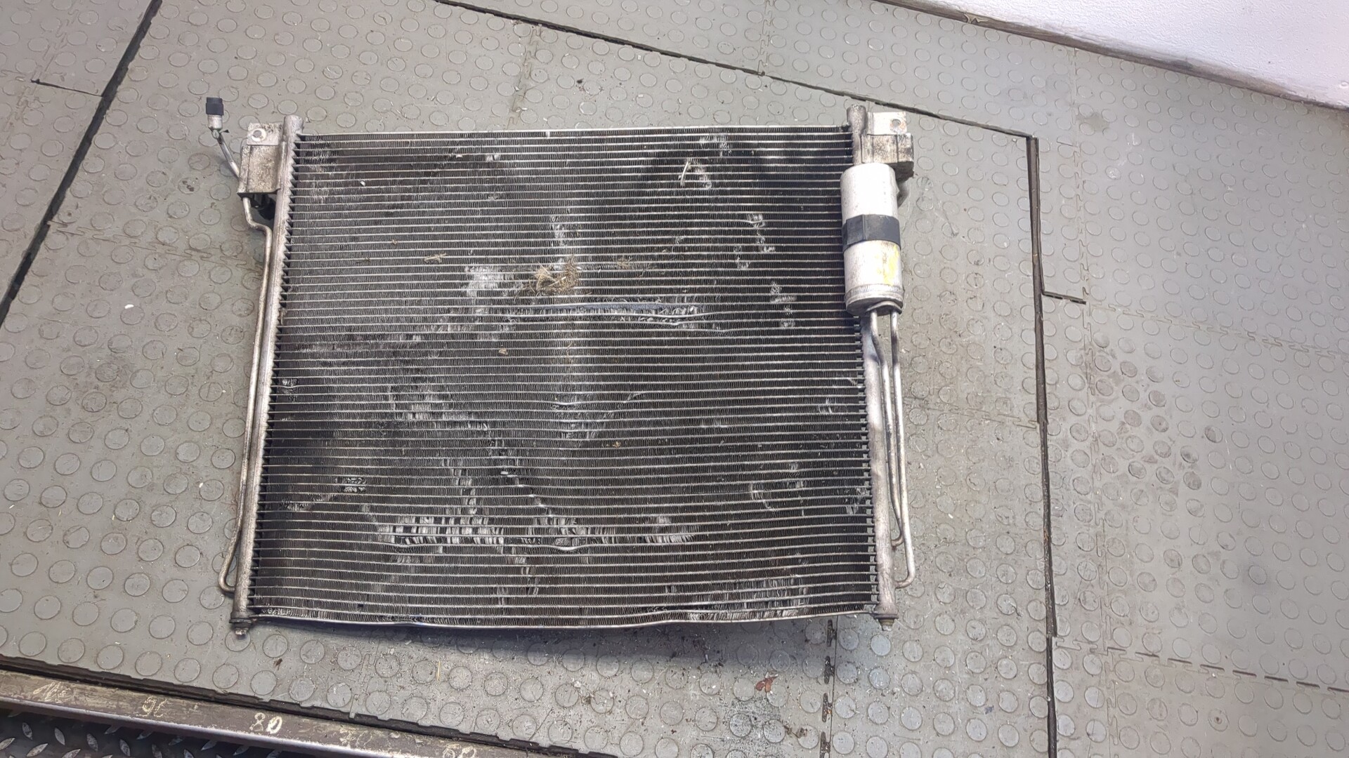Радиатор кондиционера / конденсер