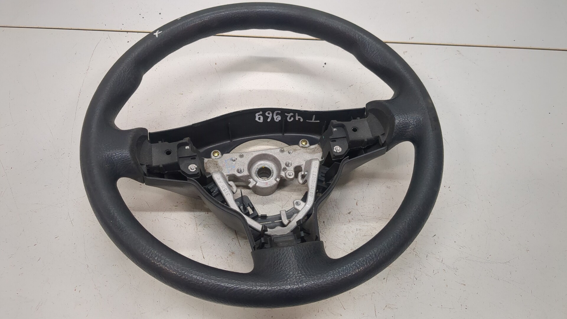 Рулевое колесо (руль)