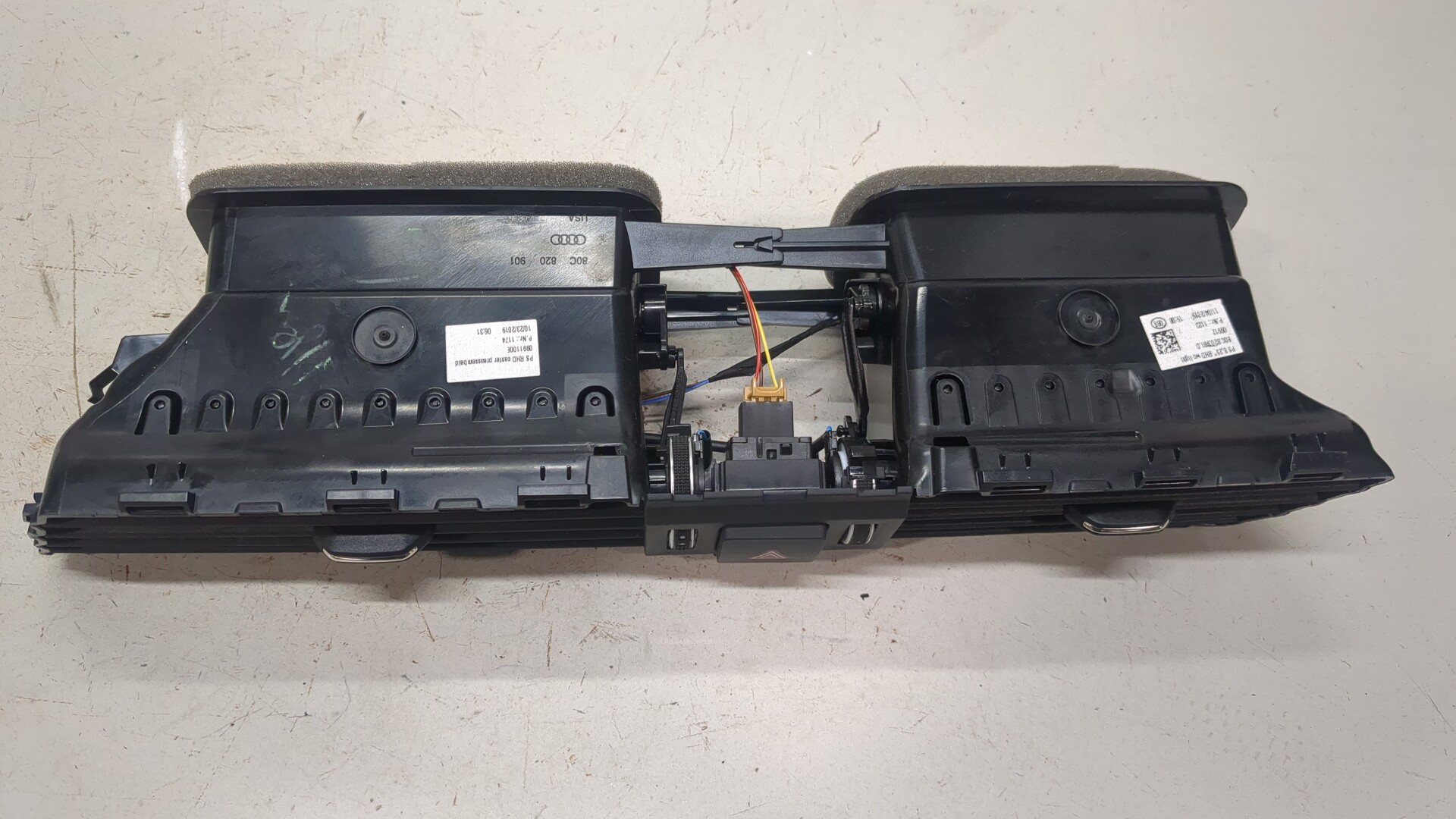 Дефлектор воздушный