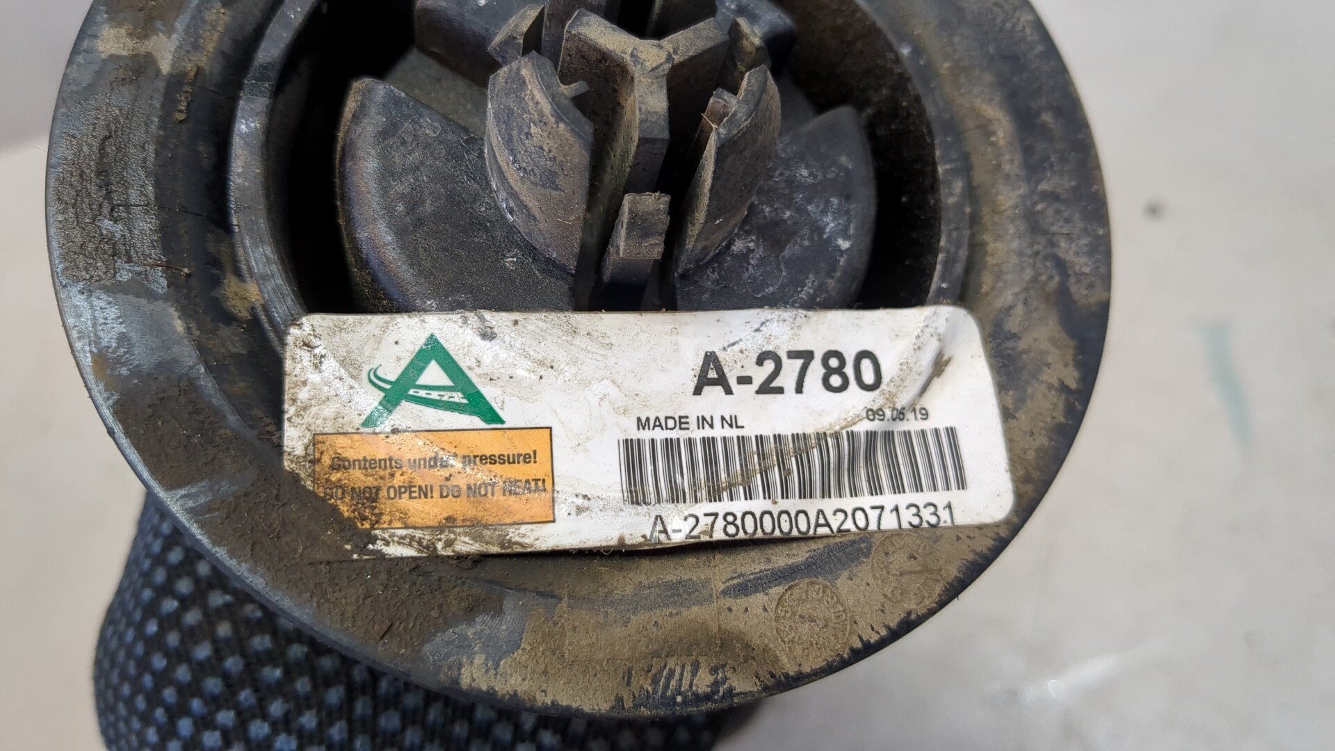 Амортизатор задний (стойка)