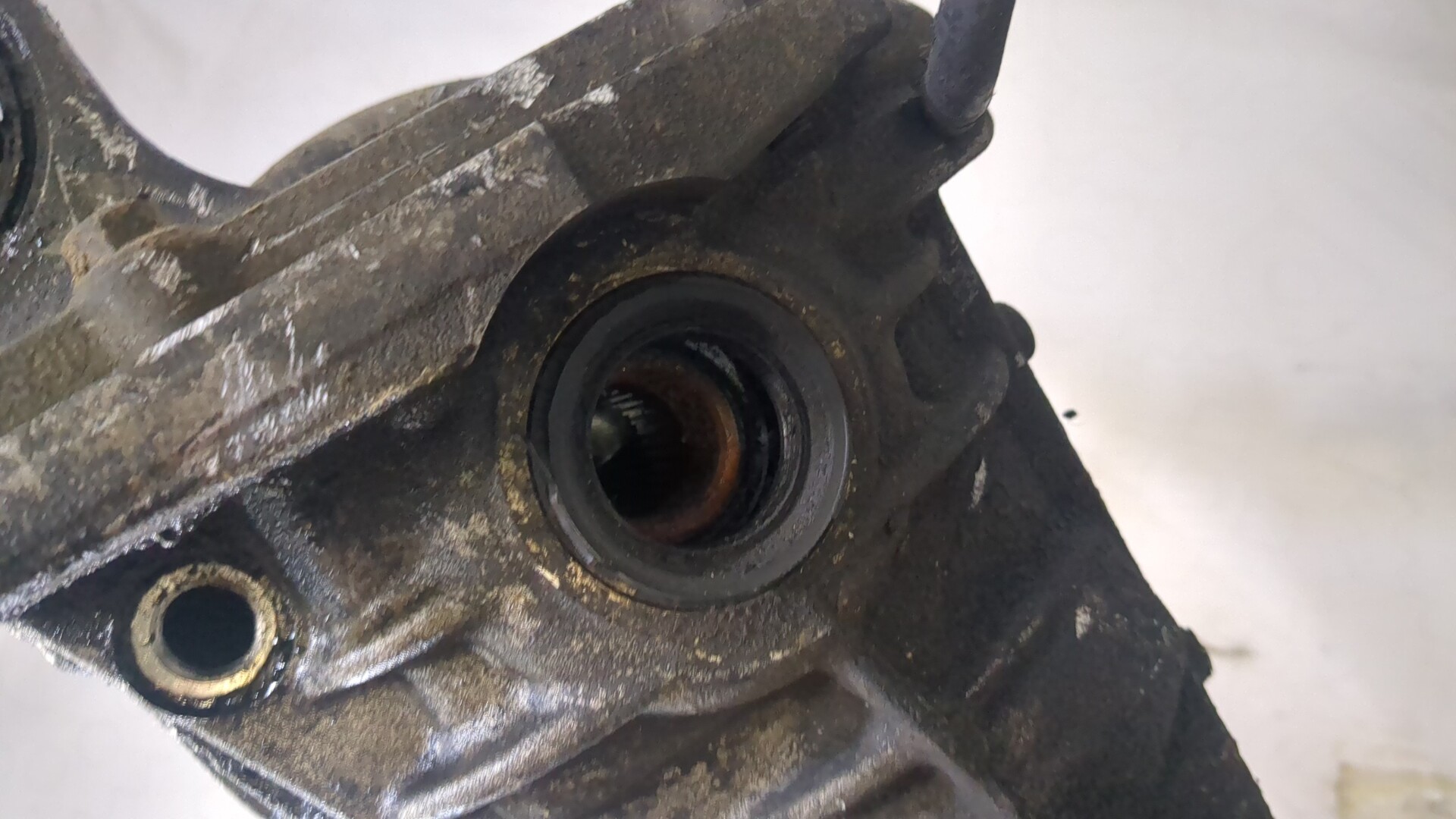 Редуктор переднего моста