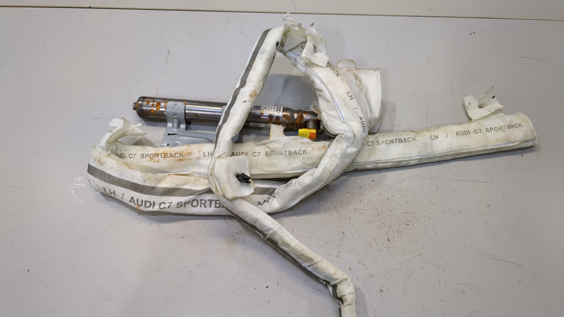 Подушка безопасности боковая (шторка)