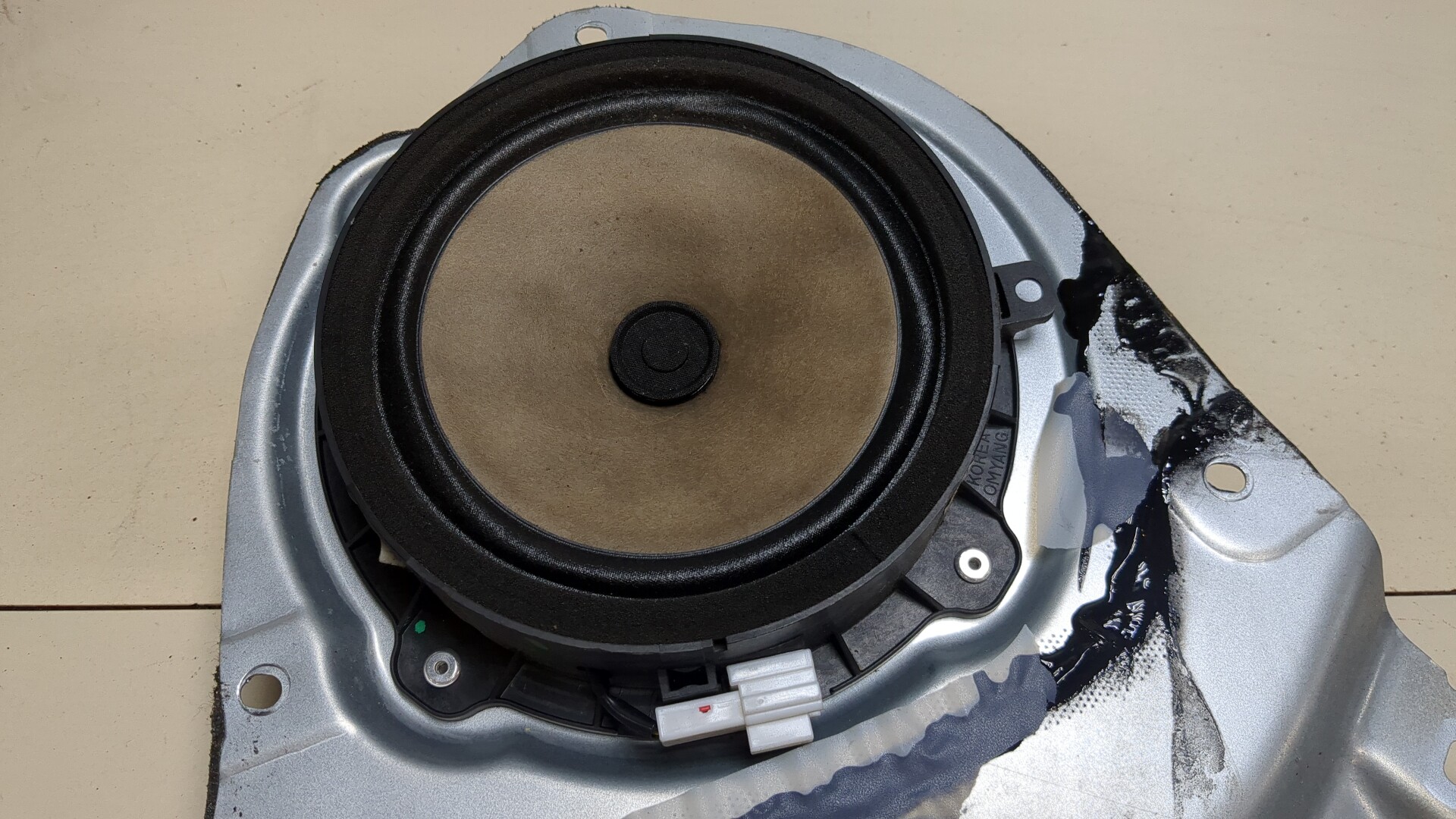 Стеклоподъемник электр. задний левый