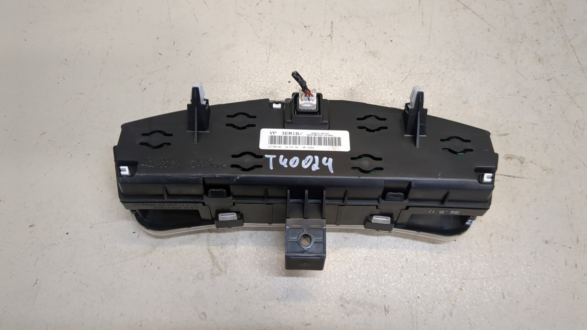 Панель приборов