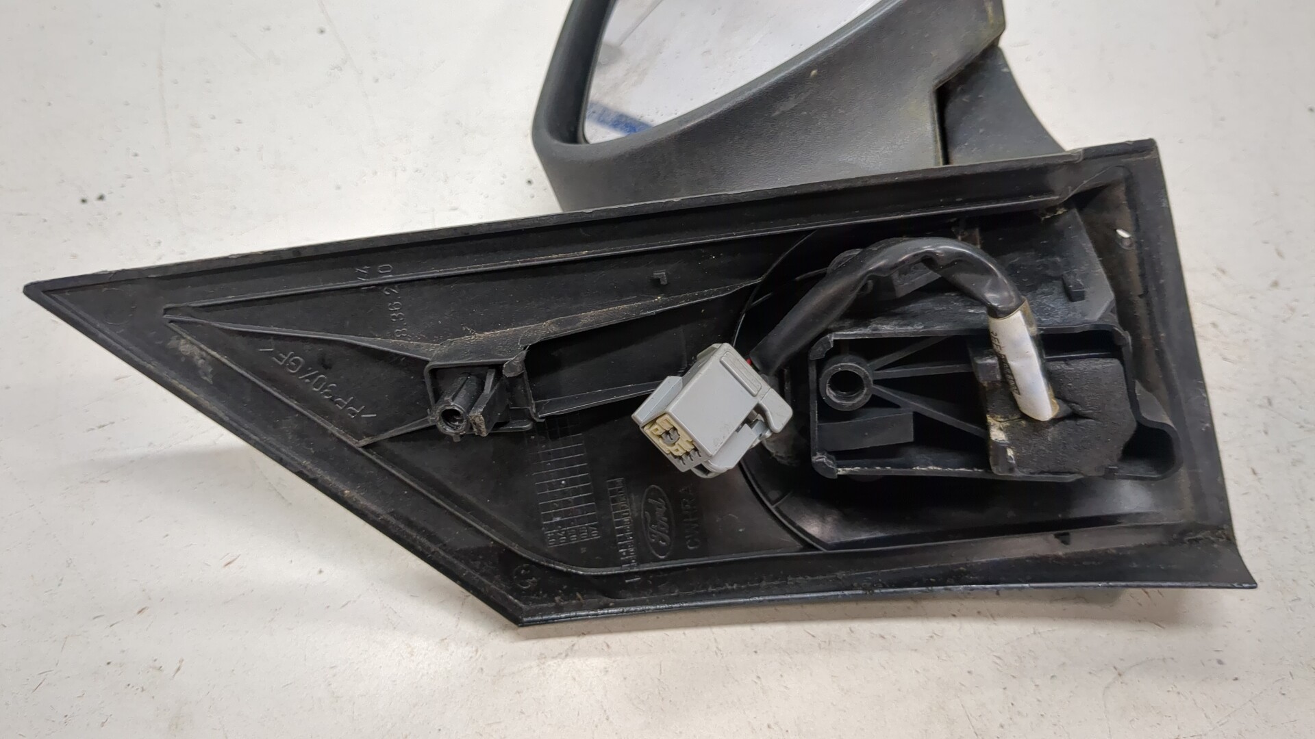 Зеркало правое электрическое