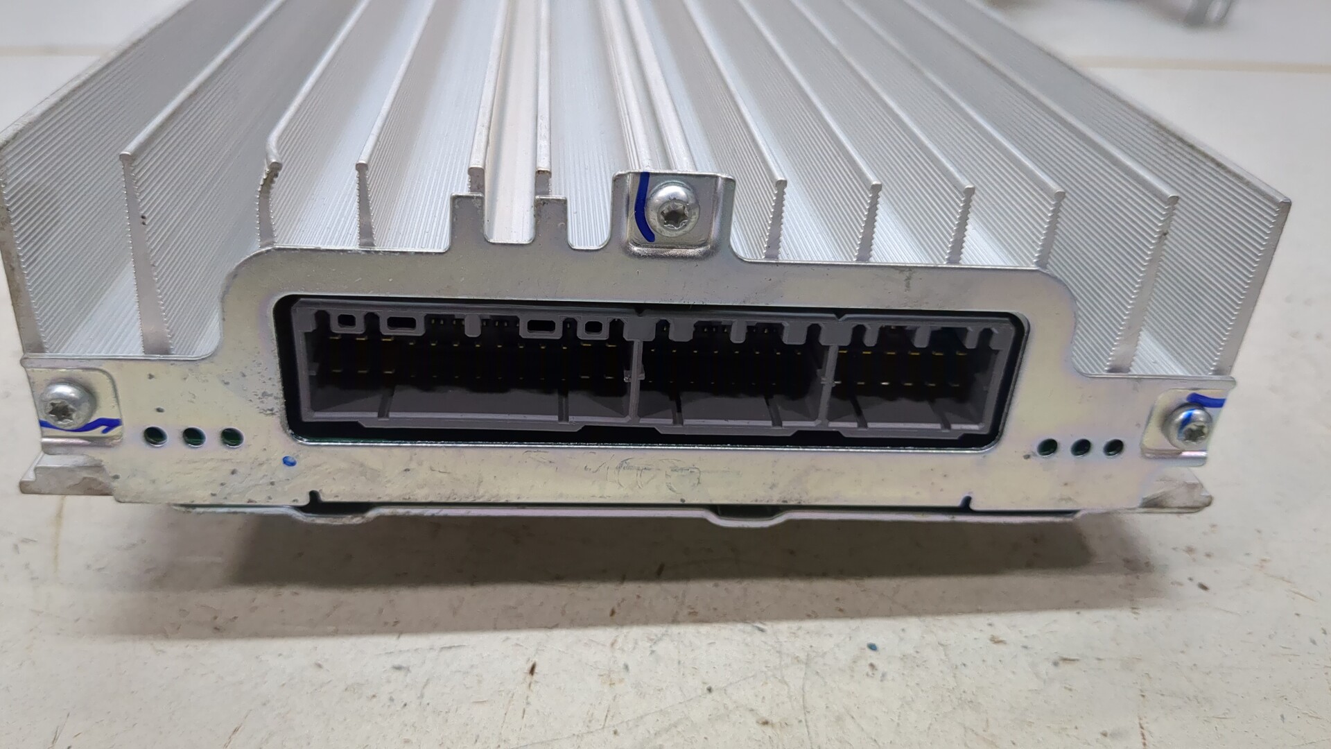 Усилитель акустической системы