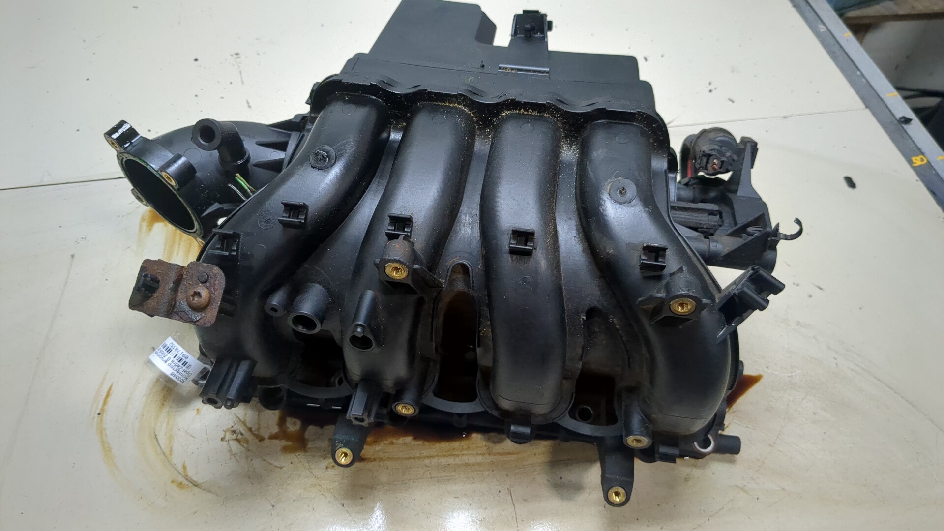 Коллектор впускной