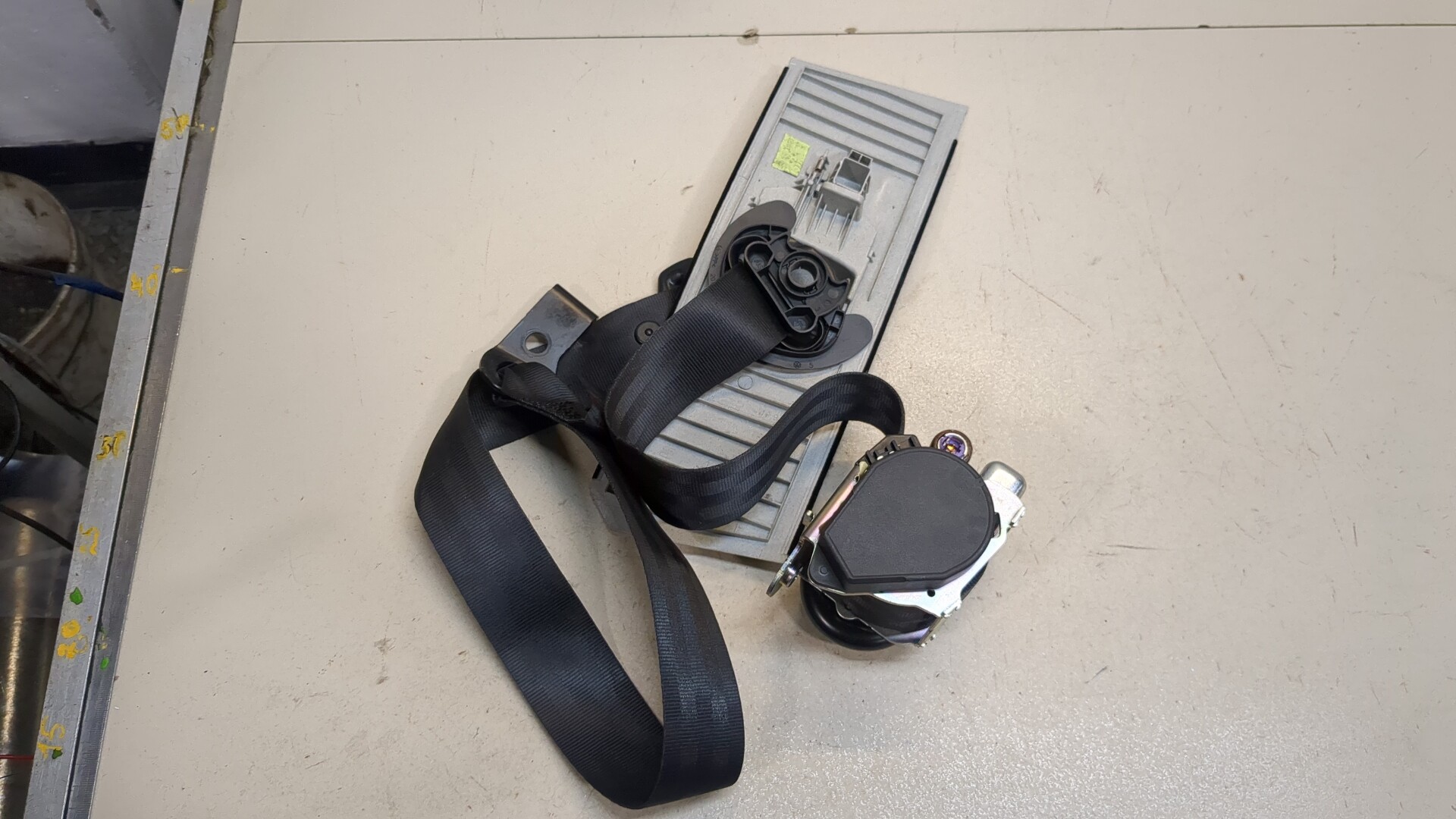 Ремень безопасности