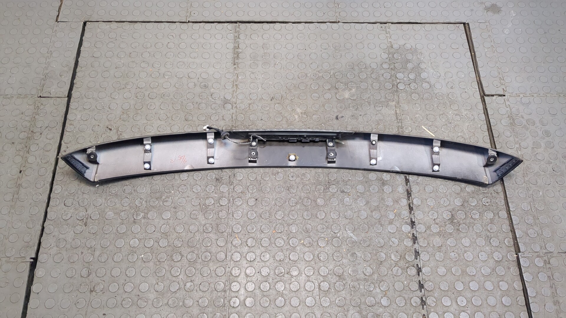 Спойлер переднего бампера