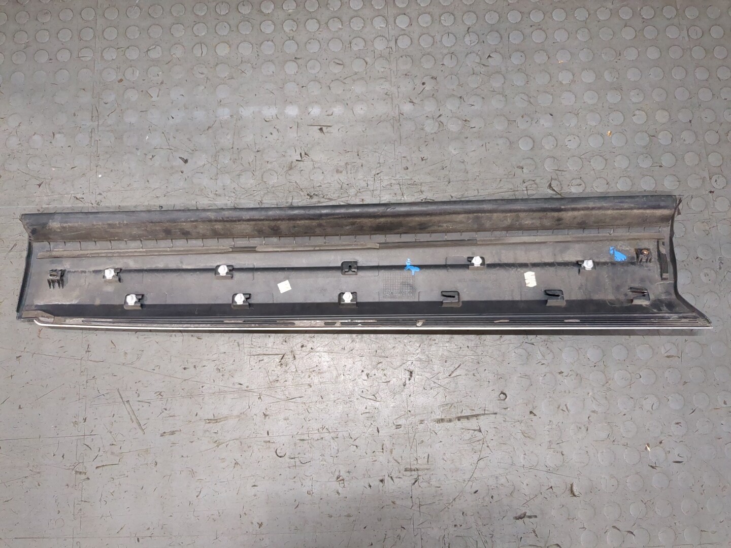 Молдинг двери