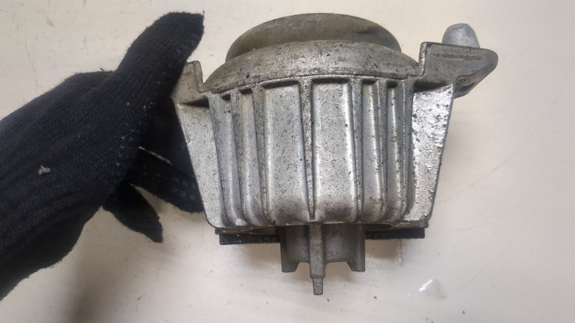 Опора двигателя