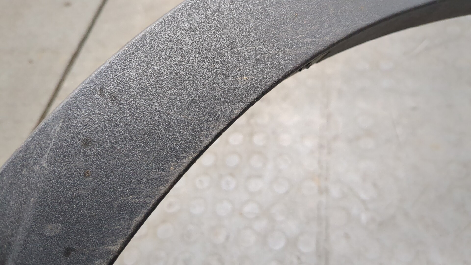 Молдинг заднего крыла правого