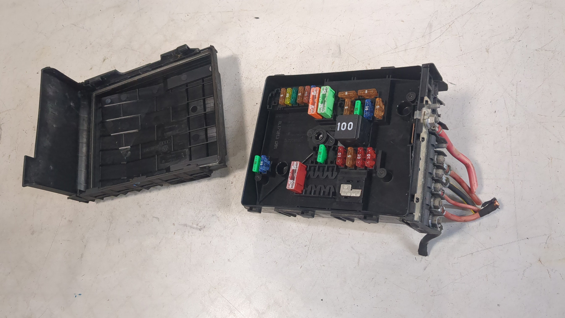 Блок предохранителей