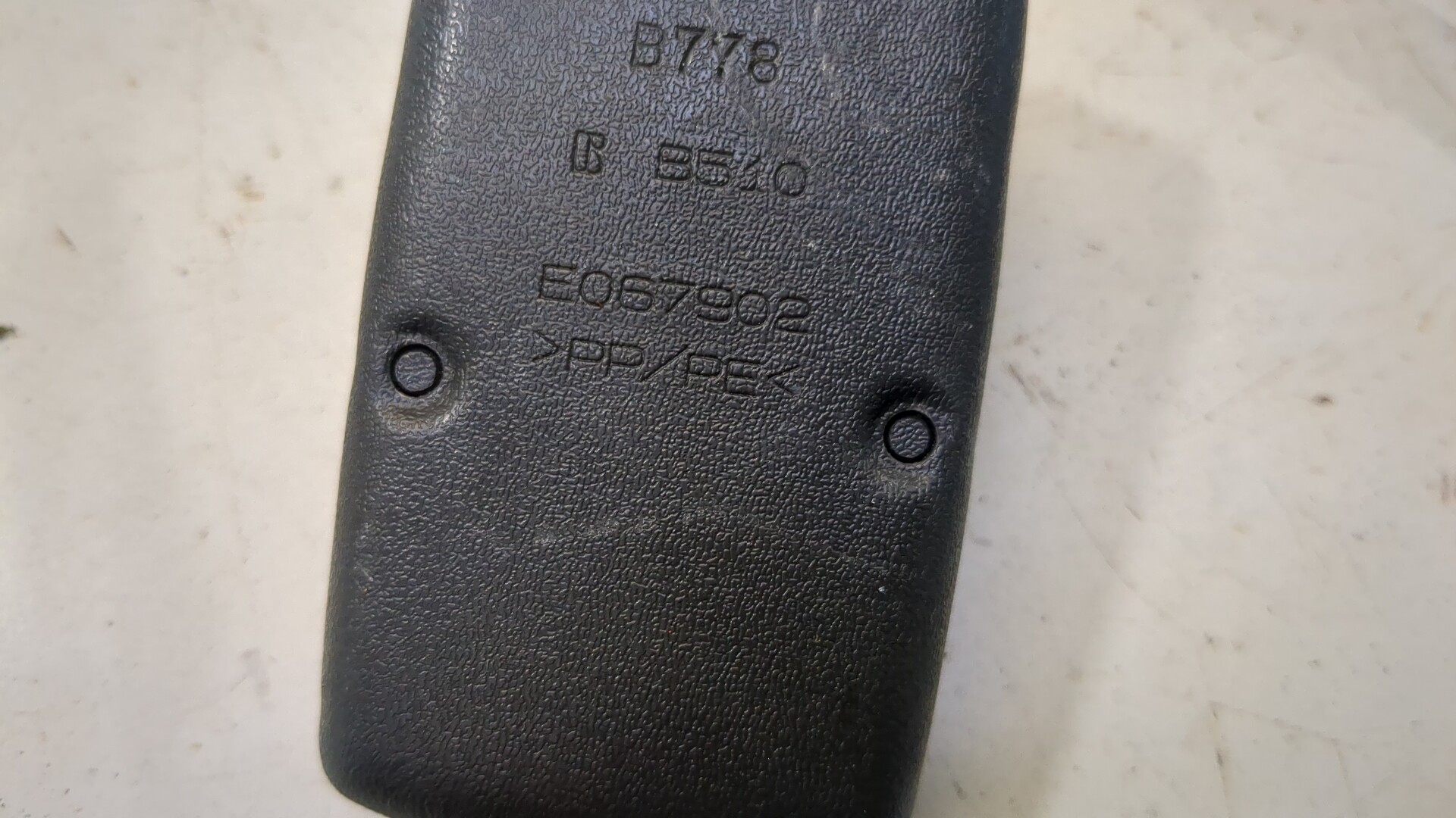 Ответная часть ремня безопасности