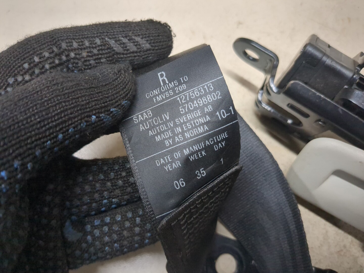 Ремень безопасности