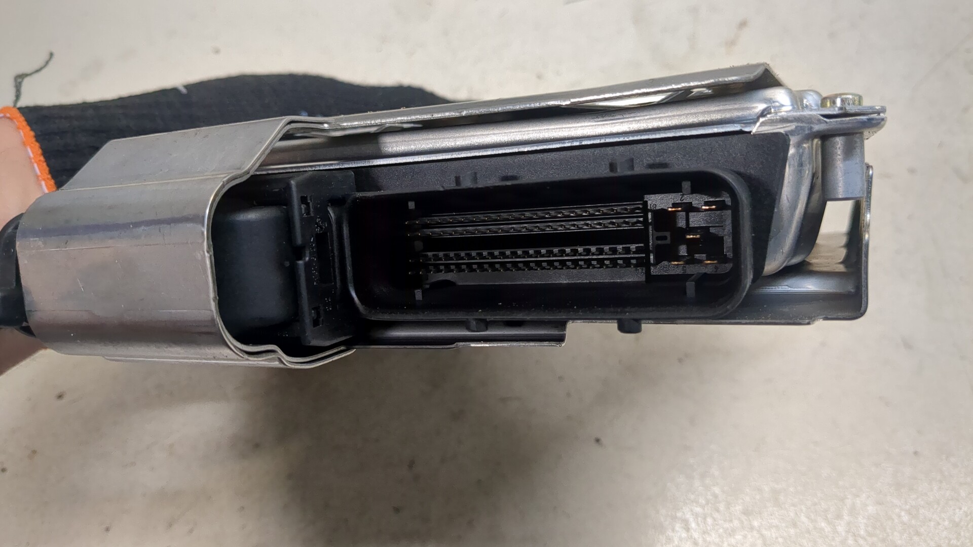 Блок управления двигателем