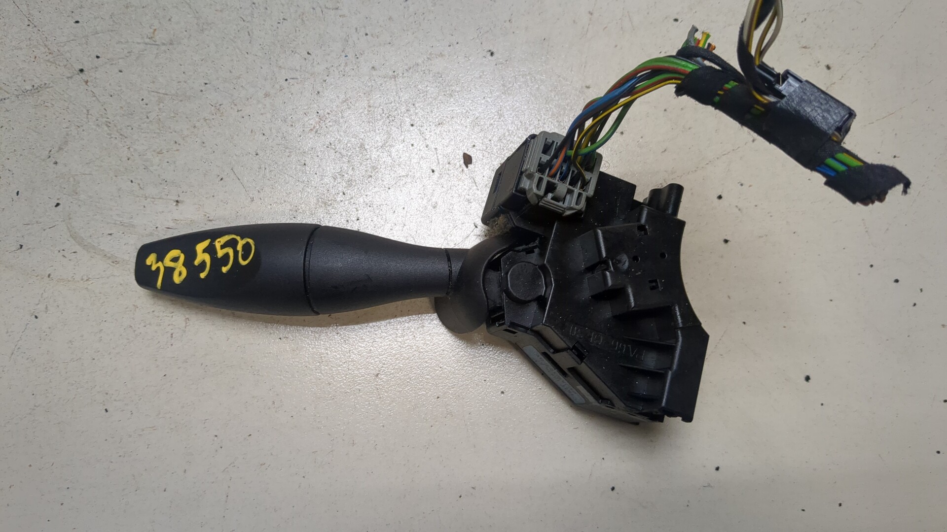 Переключатель поворотов подрулевой