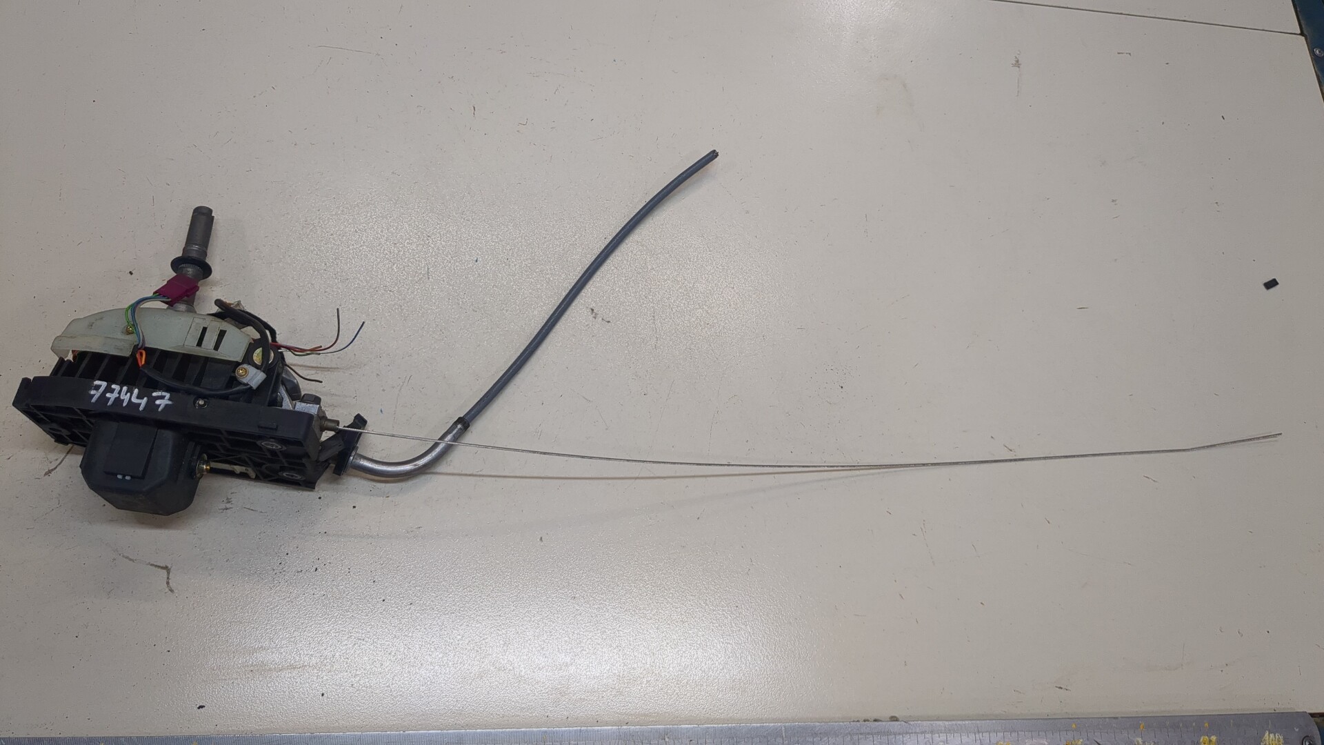 Кулиса МКПП / АКПП