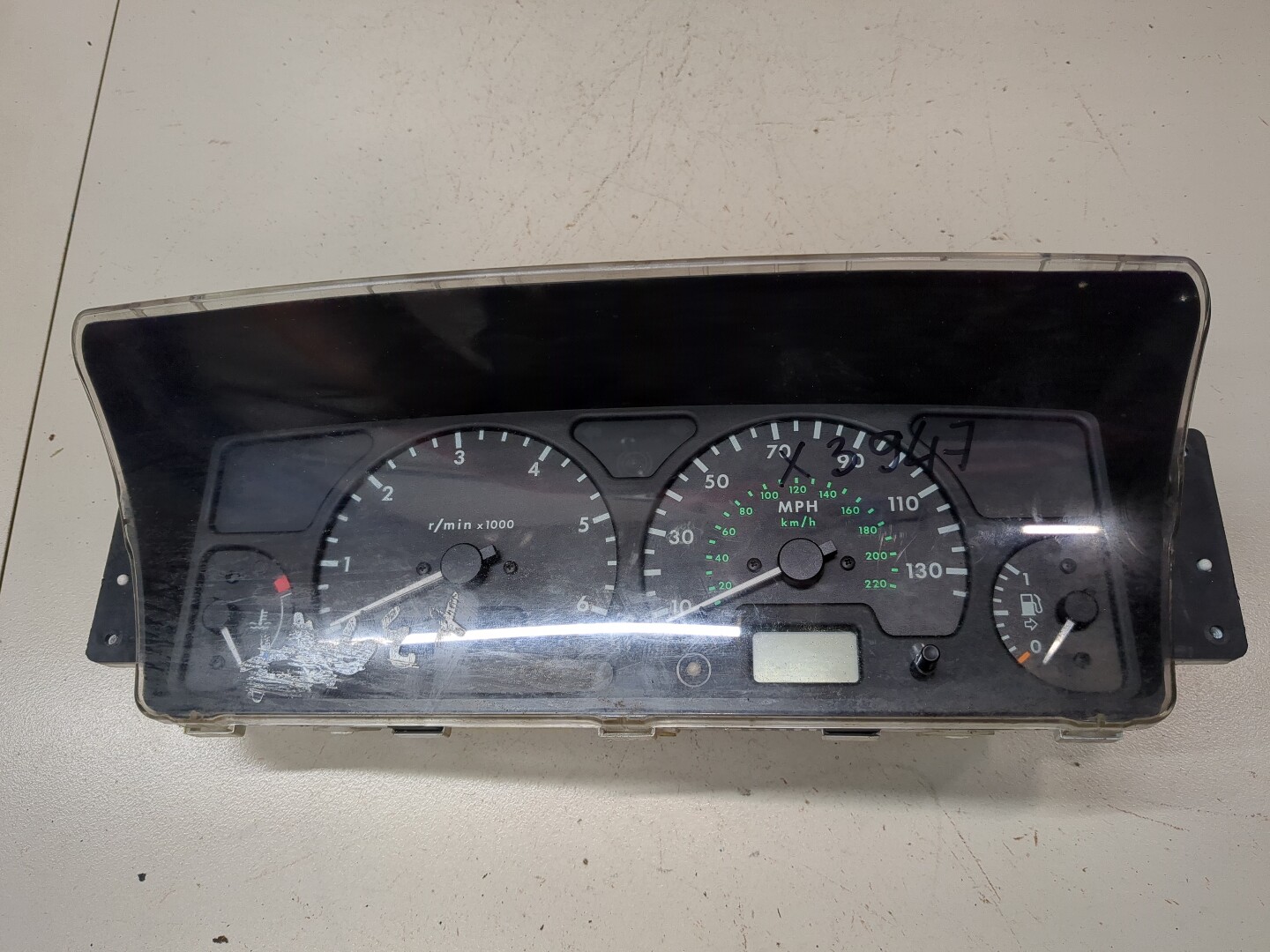 Панель приборов