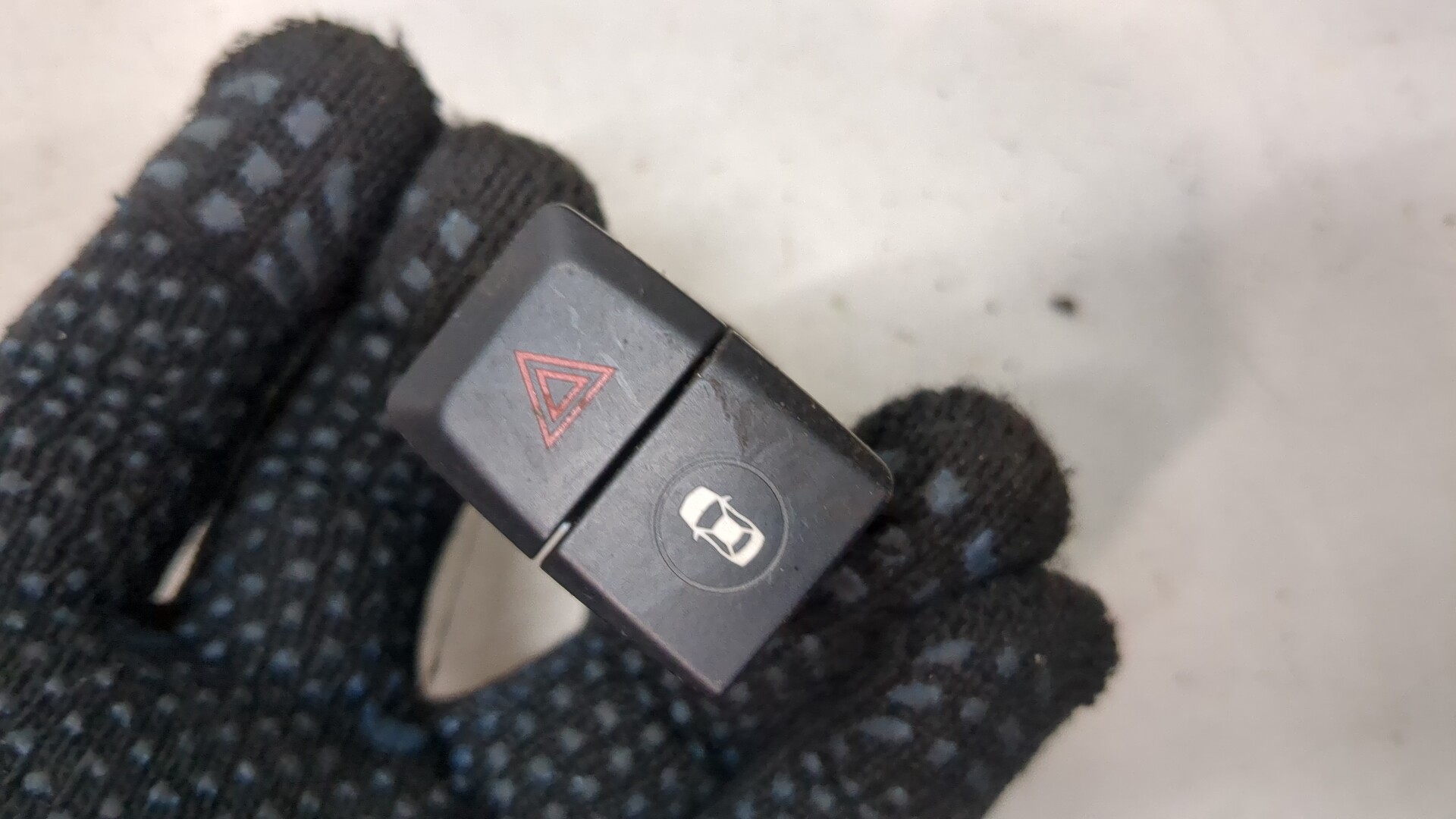 Кнопка аварийной остановки