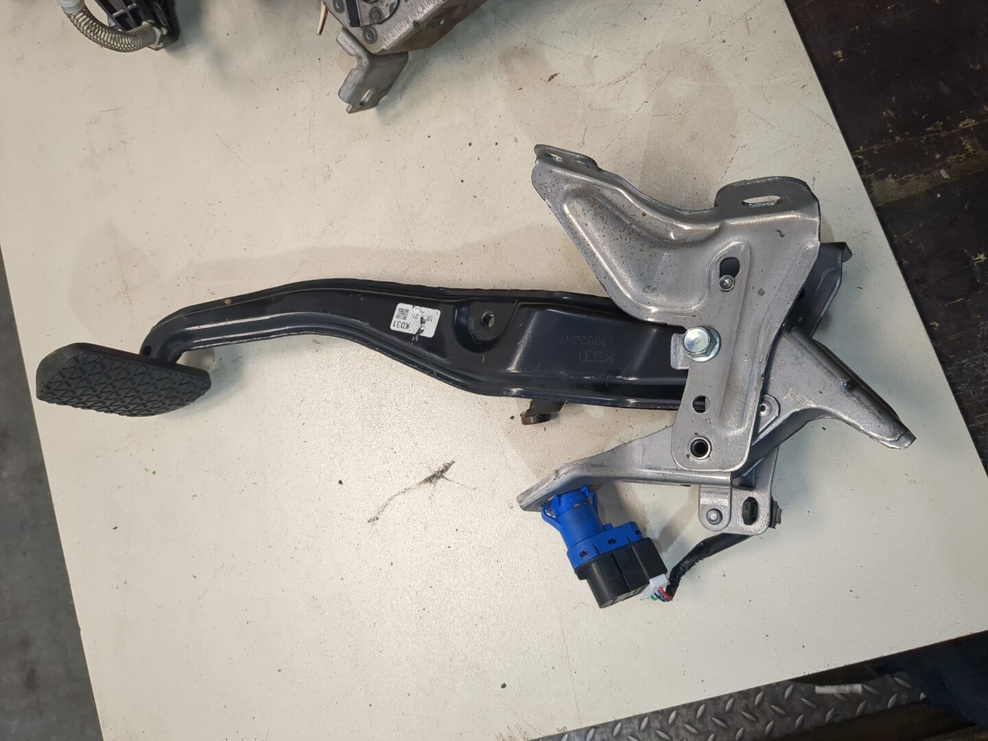 Педаль тормоза