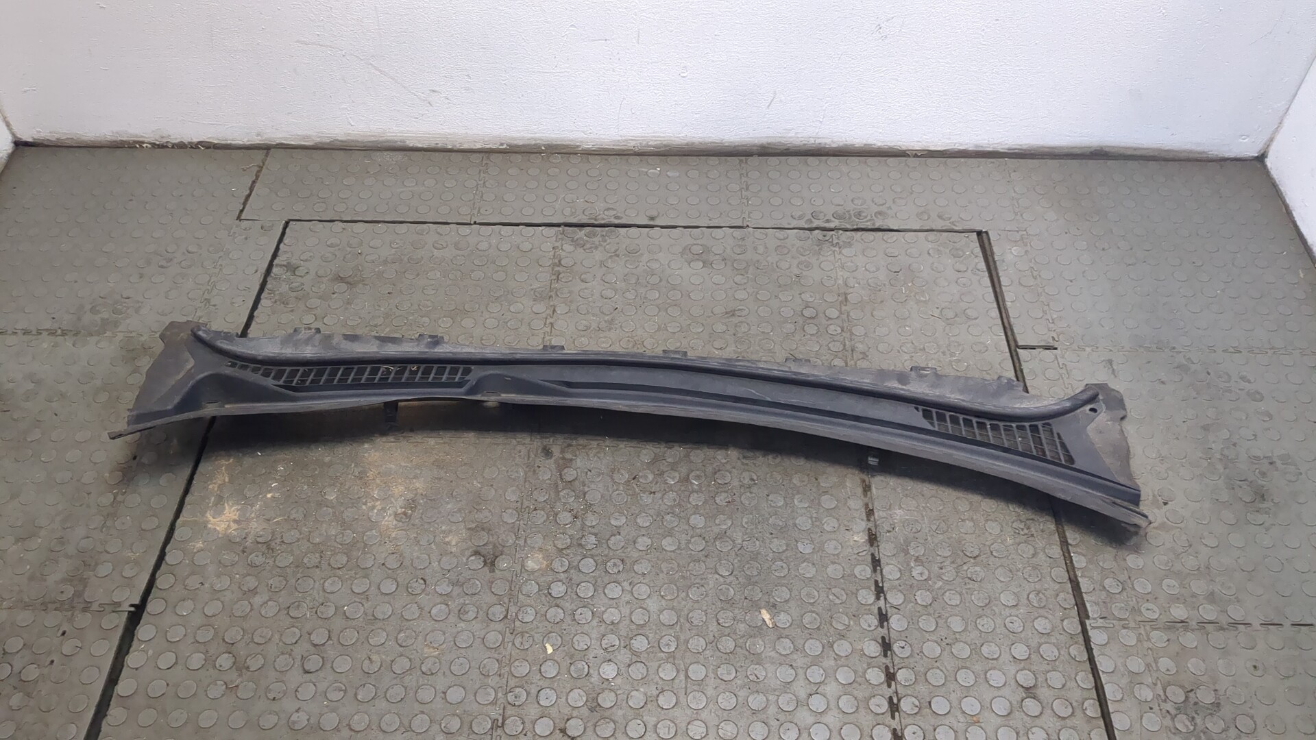 Решетка стеклоочистителей (Жабо)